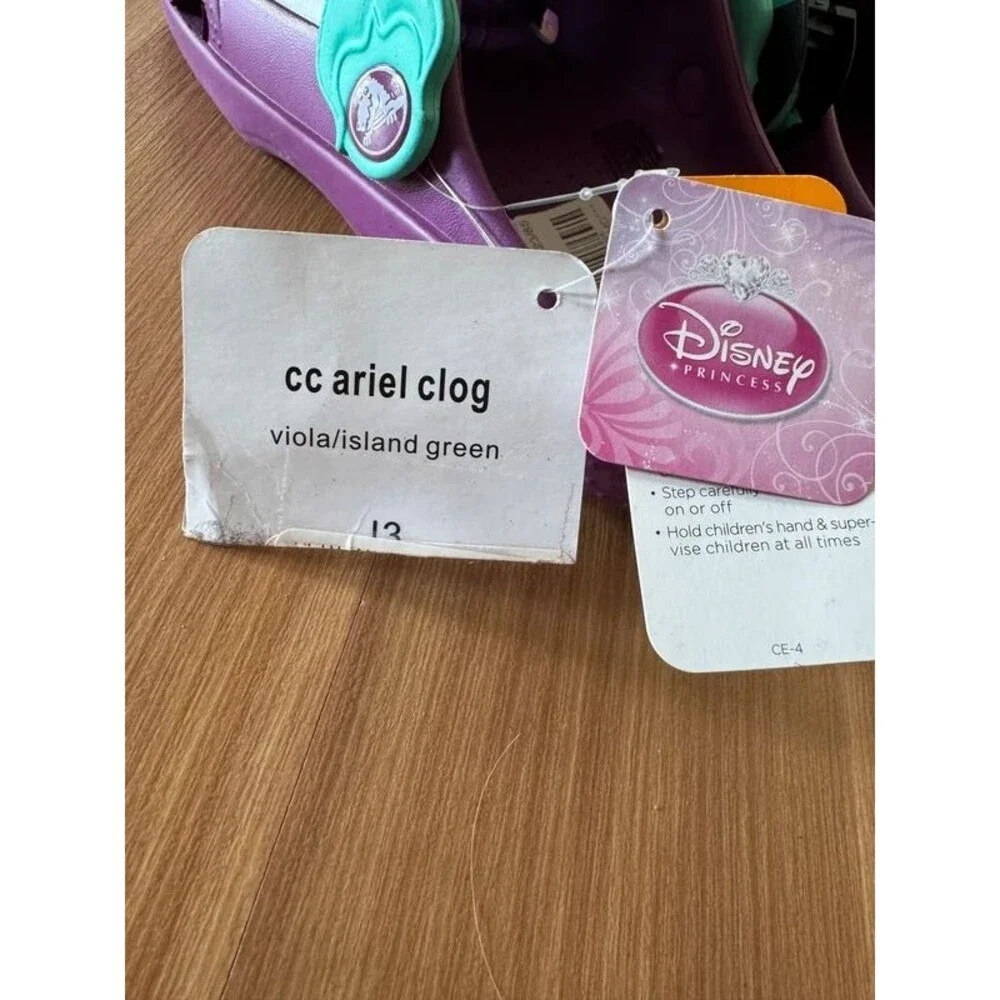 Crocs Disney Ariel NWT Sz j3